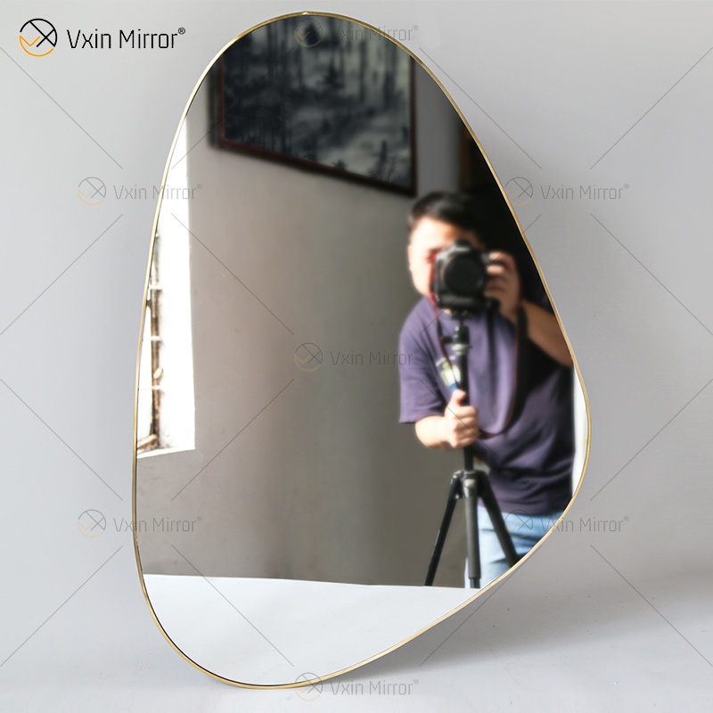Golden Vxin Уникальный декор для стен Золотой металлический каркас Декоративные зеркала Роскошные простые и стильные настенные зеркала