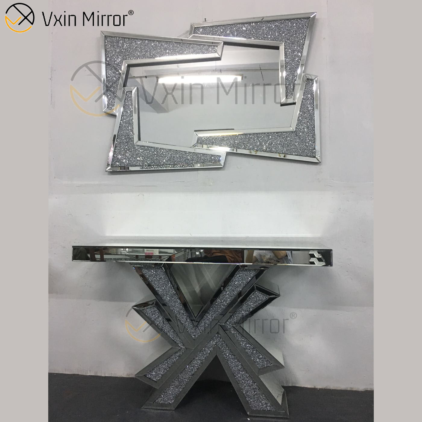 Хороший поставщик Vxin Home Decor V Silver Furniture Modern Crush Diamond Console Table с современным зеркалом